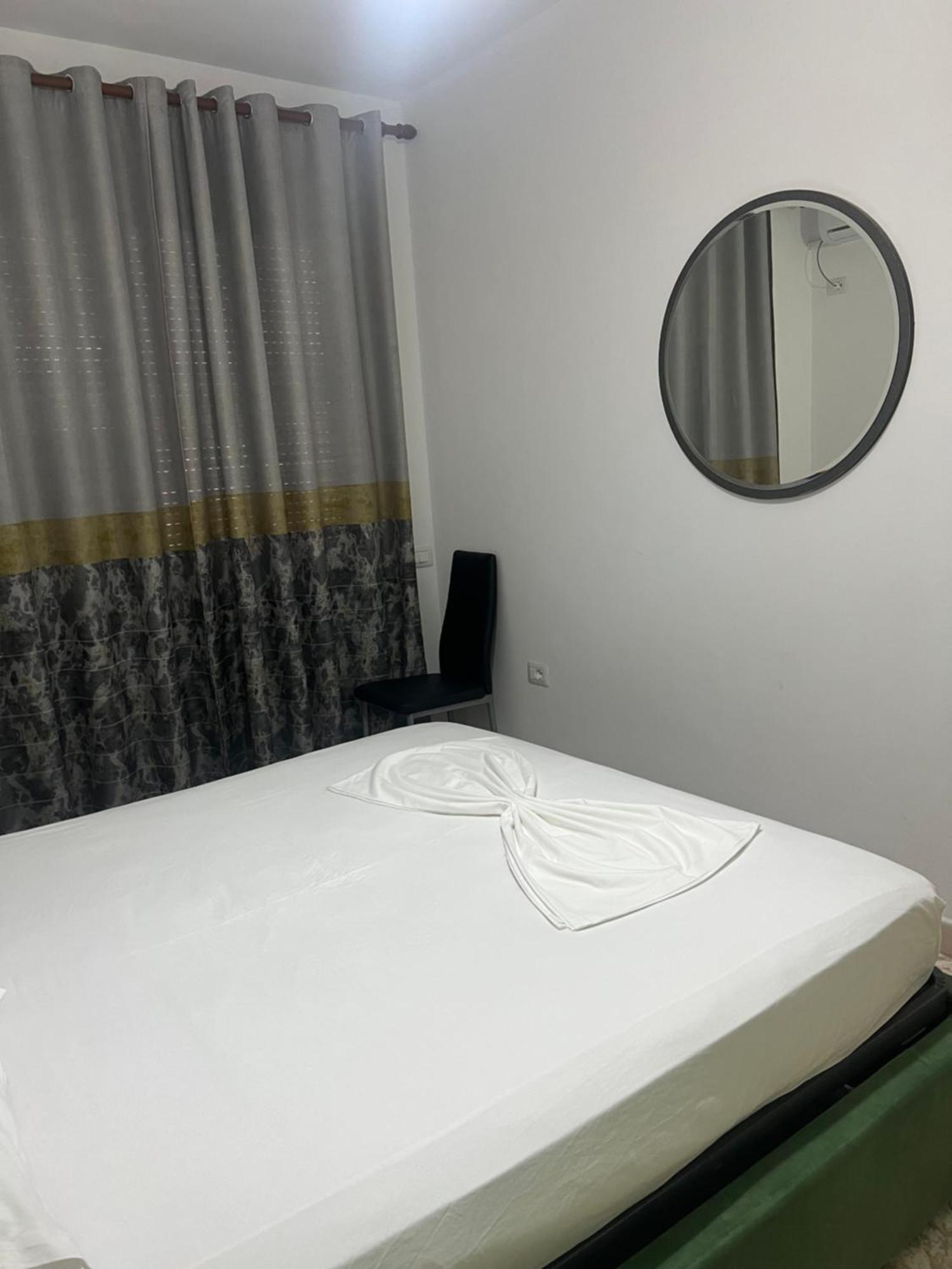 Martin Ferraj Riviera Apartment Vlorë Exterior foto